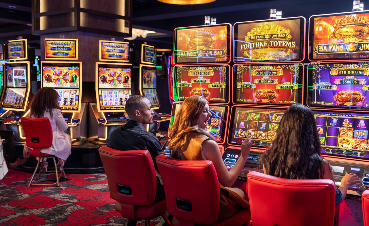 Antarmuka permainan Blackjack dengan tabel pembayaran dan statistik pemain